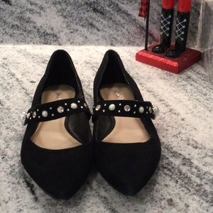LORD & TAYLOR pointed flats avail until 12/15/20